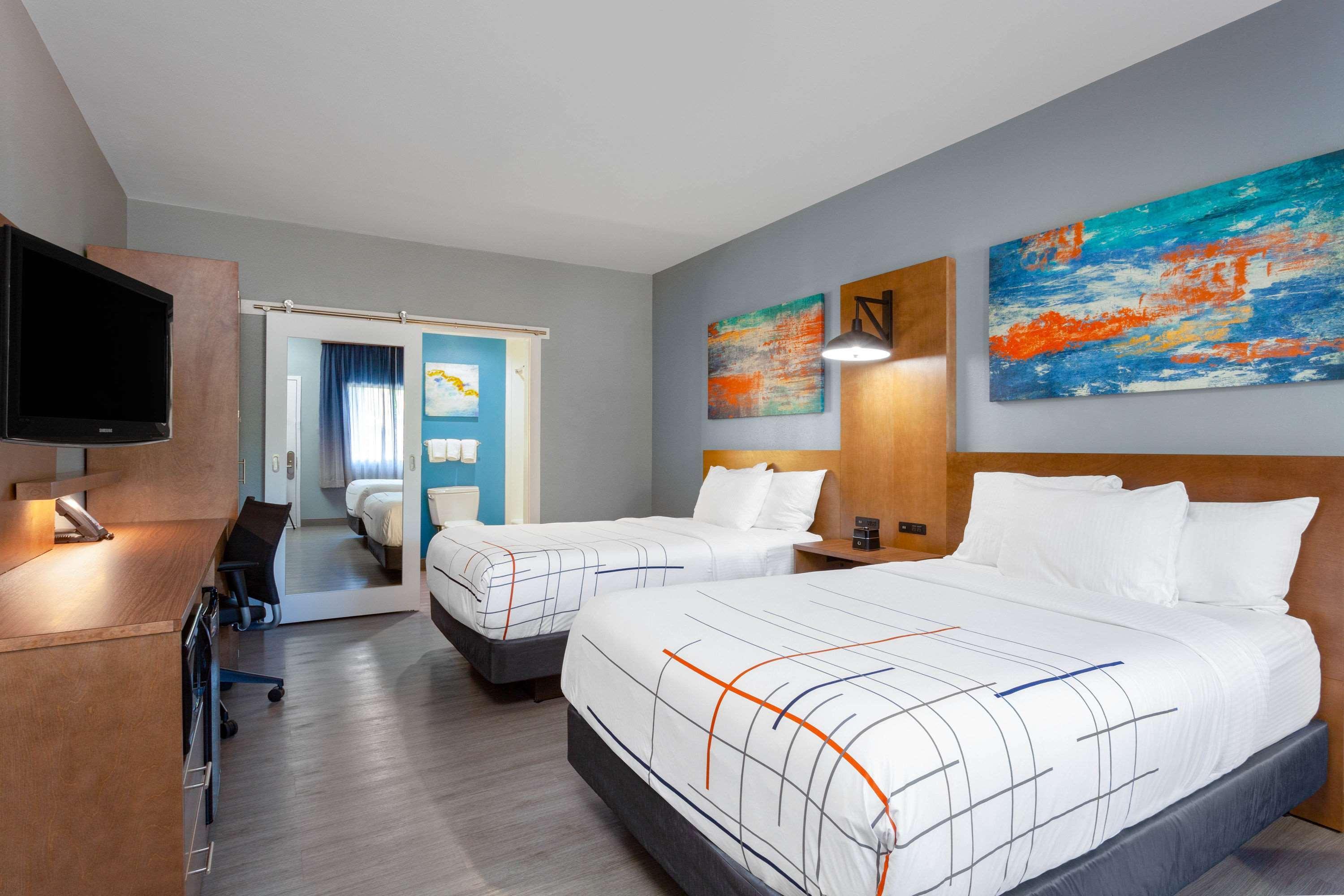 La Quinta By Wyndham Ft. Myers - Sanibel Gateway Hotell Fort Myers Exteriör bild